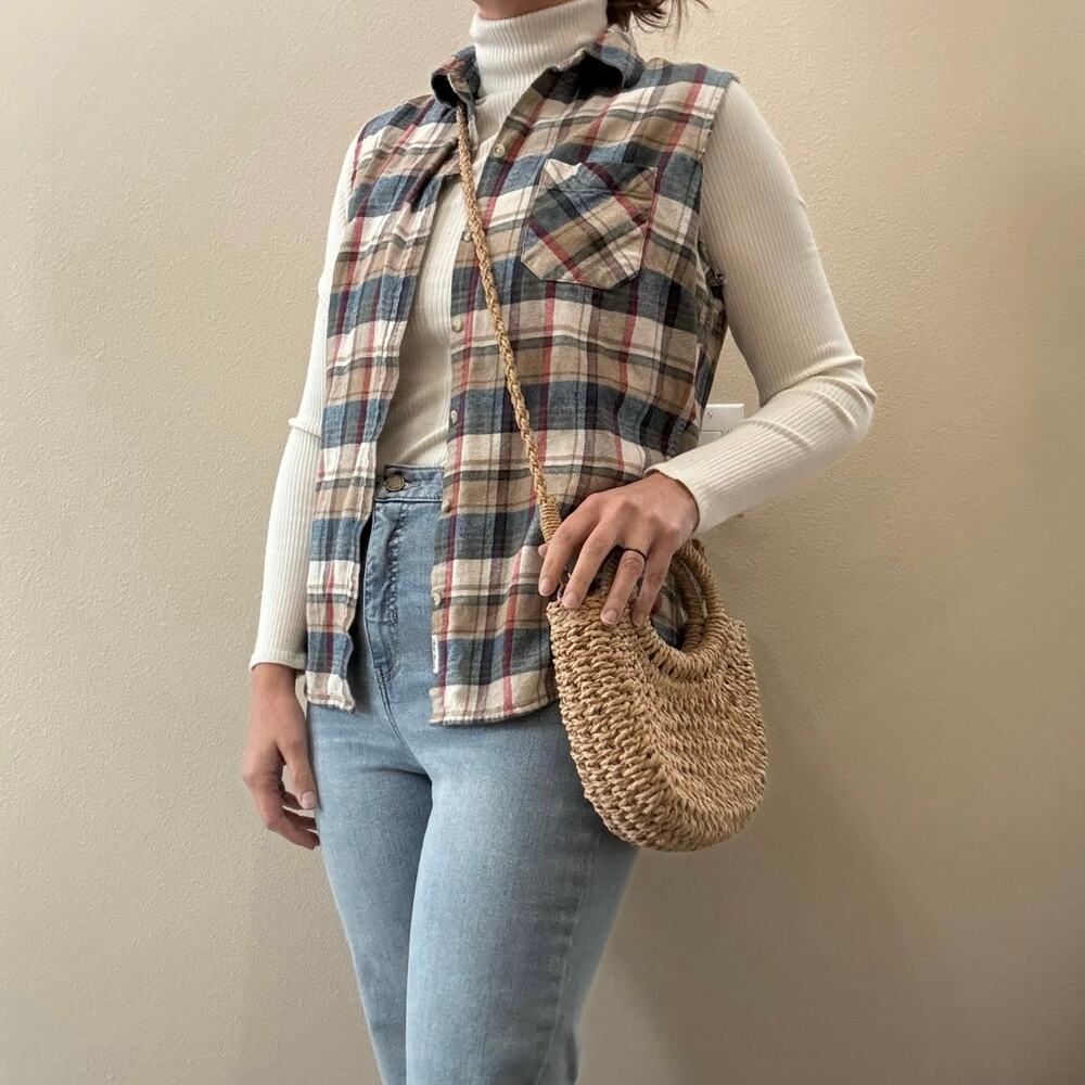 Field & Stream Plaid Flannel Sleeveless Shirt